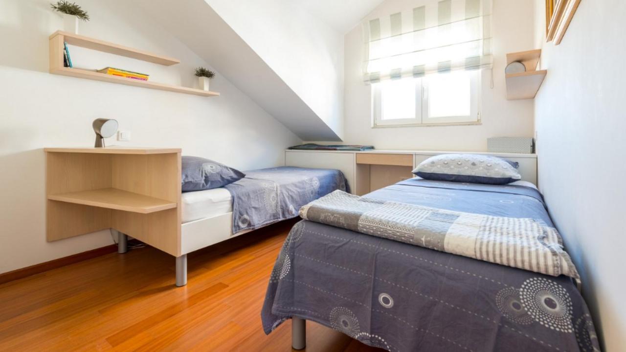 Apartment Mav